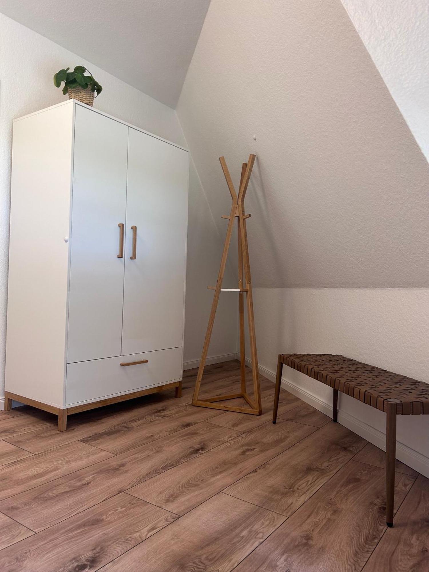 4 Wunderschoene Ferienwohnungen Im Kavaliershaus Schwerin  Exteriör bild
